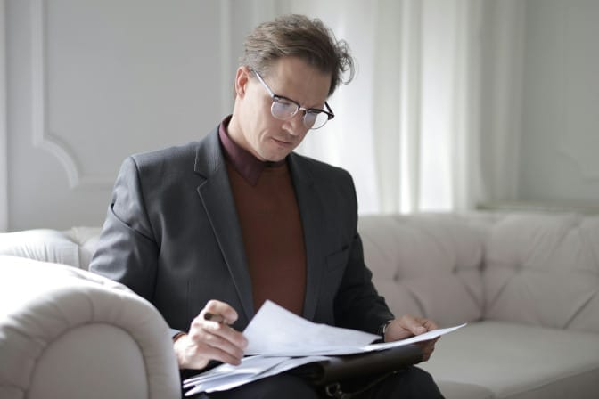 What is the divorce process and timeline?